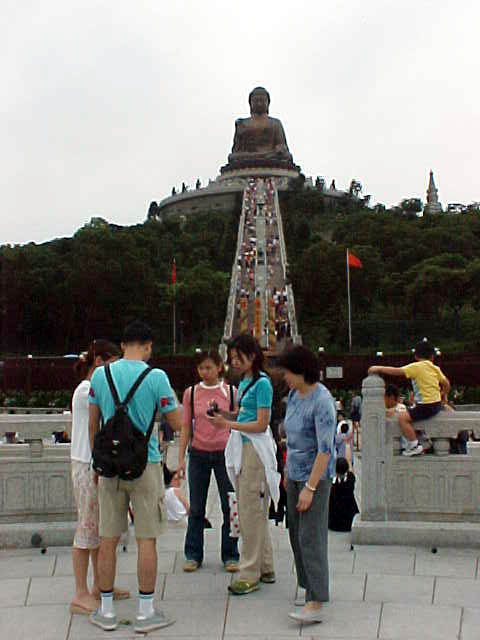 Steps Up to the Buddha