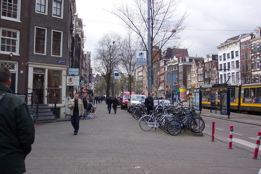 amsterdamstreet.jpg