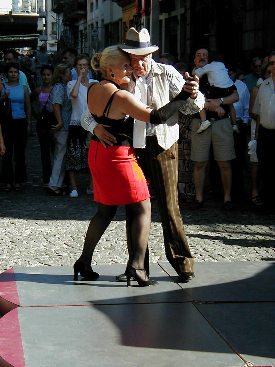 Tango dancers