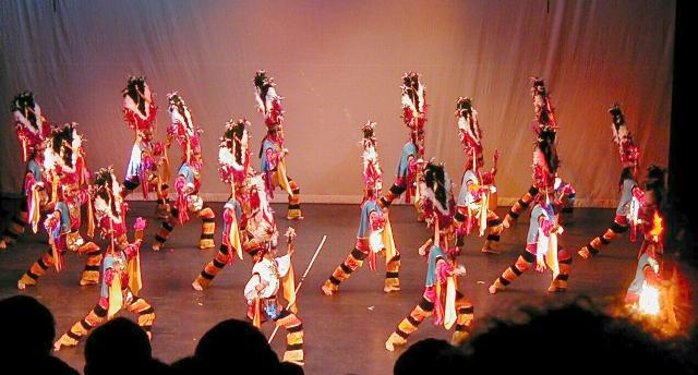 balletfolklorio24.jpg