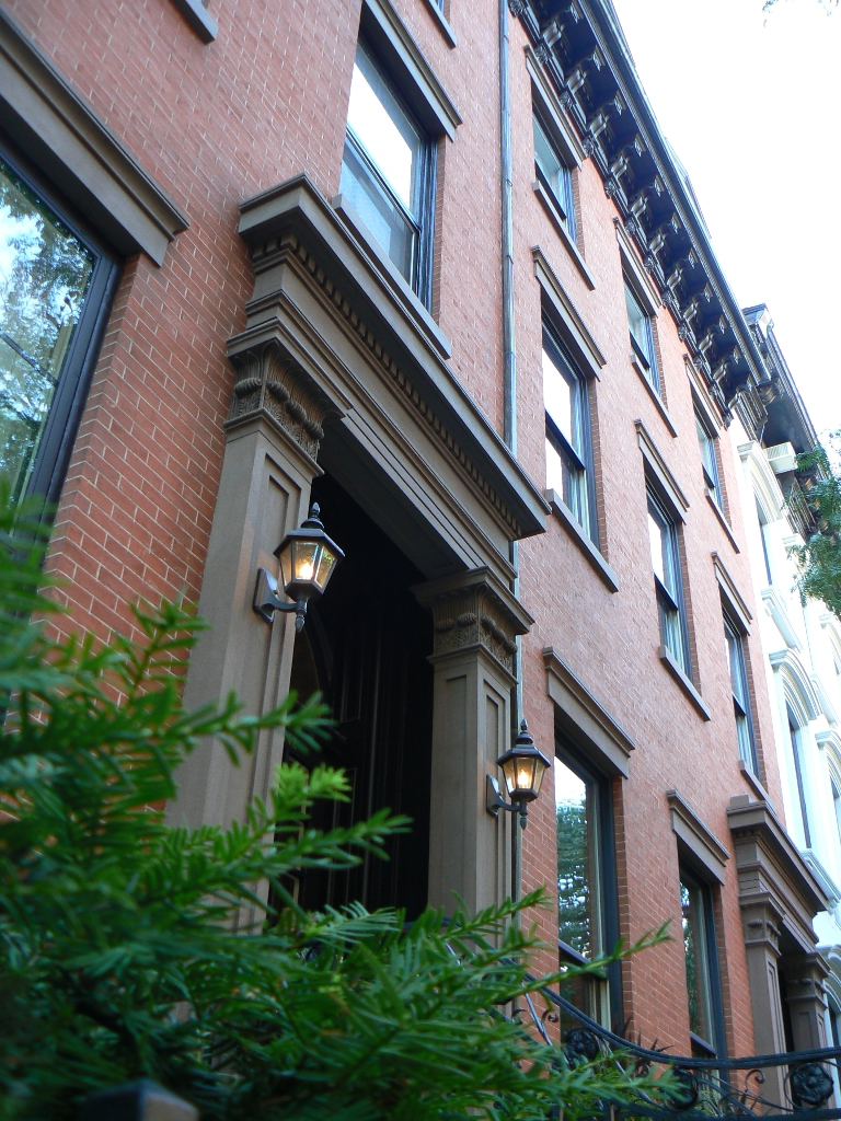 bkheights_brownstone.jpg