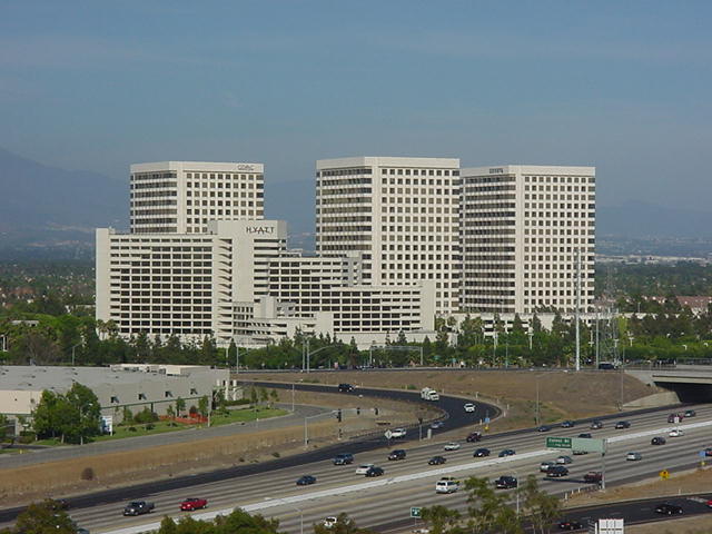 Office and hotel complex in Irvine, CA