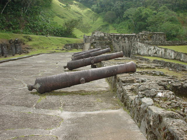 Cannons at Fort Portobello