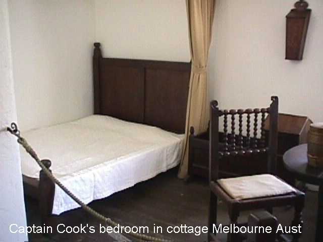 Capt. Cooks cottage bedroom