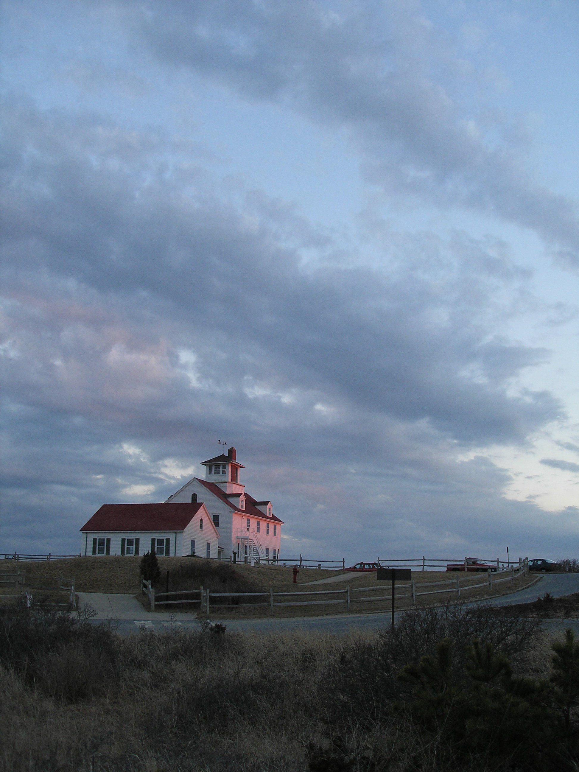 coastguardhouseatsunsetcapecodmarch2006.