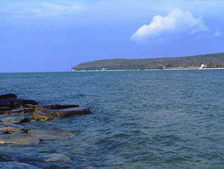 Shore scene near Dorr City