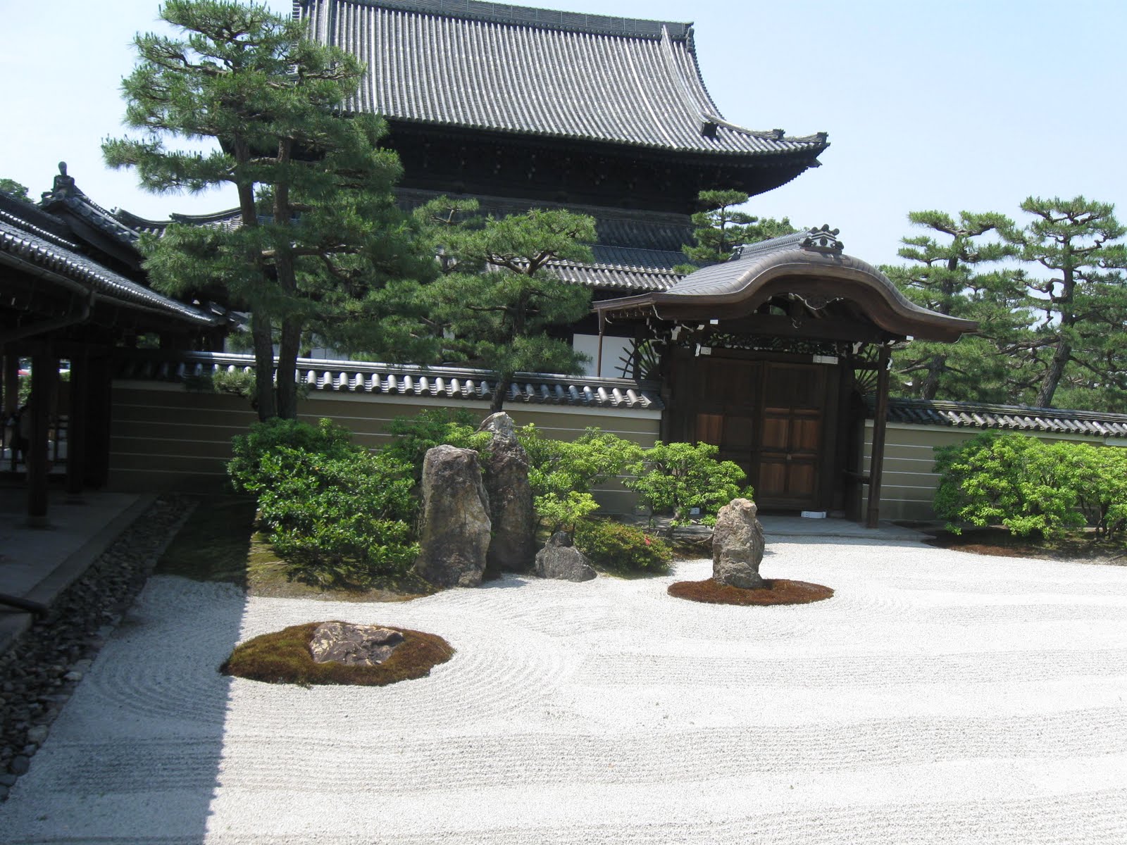 dry garden/kara no sansui (Zen garden)