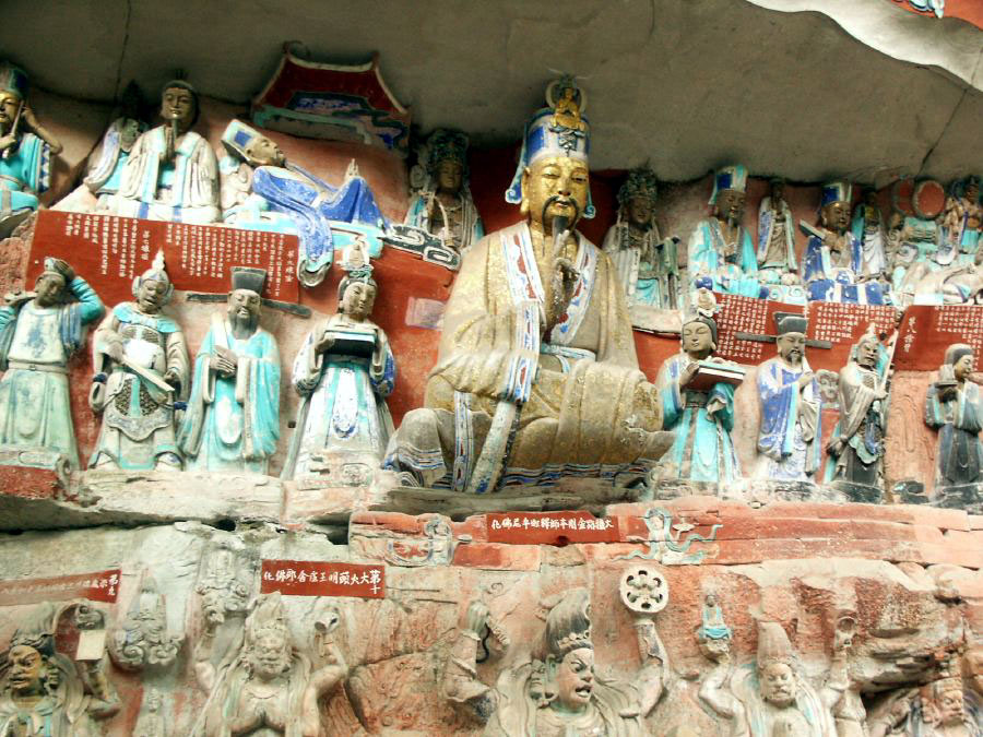 There are over 100,000 characters and inscriptions in the Dazu Grottoes.