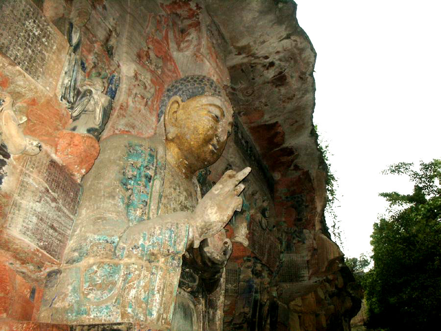 Figure of Buddha showing filial piety