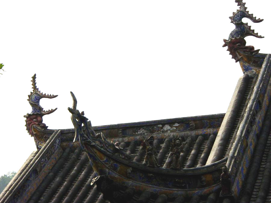 Figurines on roof of pagoda