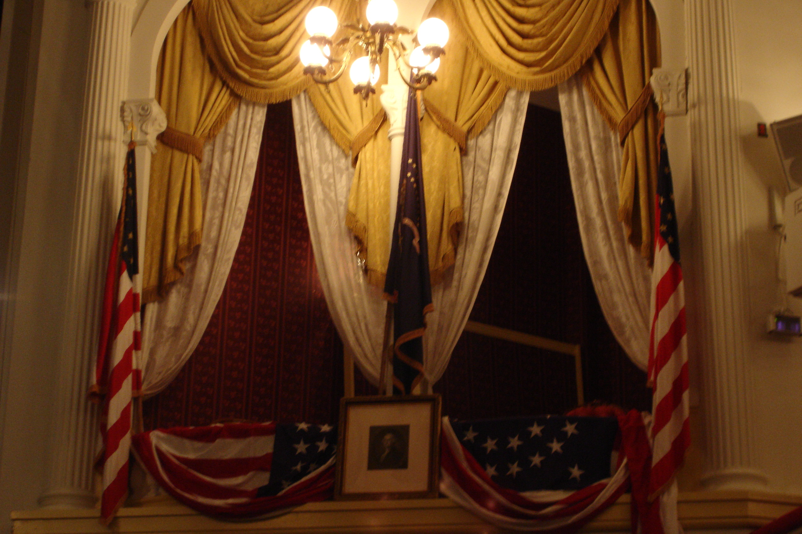 fords_theater_3.jpg