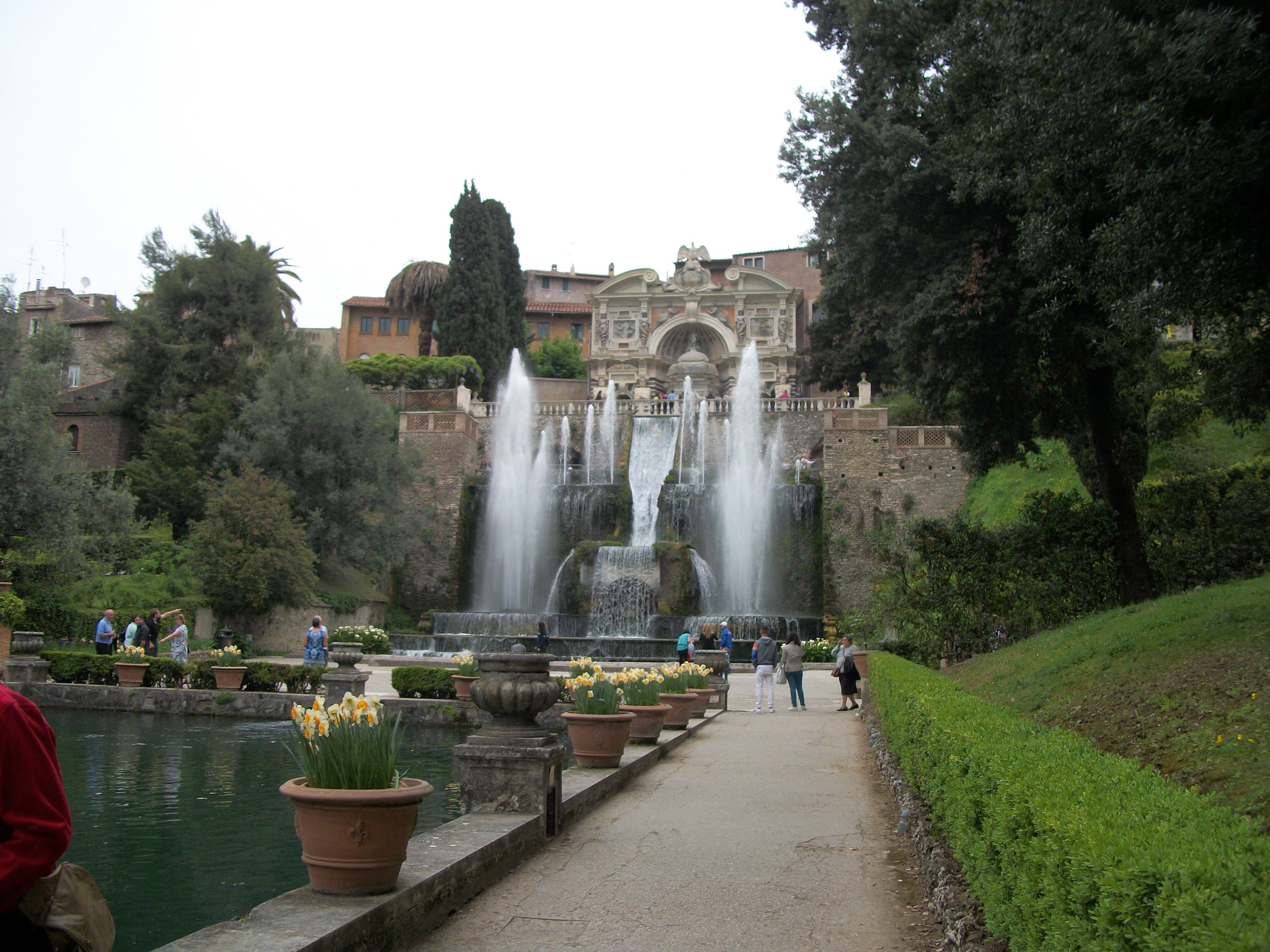 fountainofneptune2.jpg