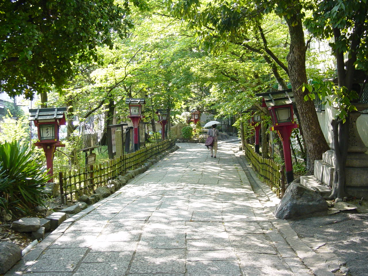 Lane into Gion area