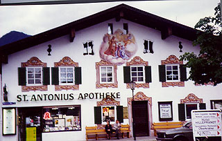 St. Antonius Apotheke