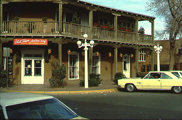 Store fronts in Hawaii