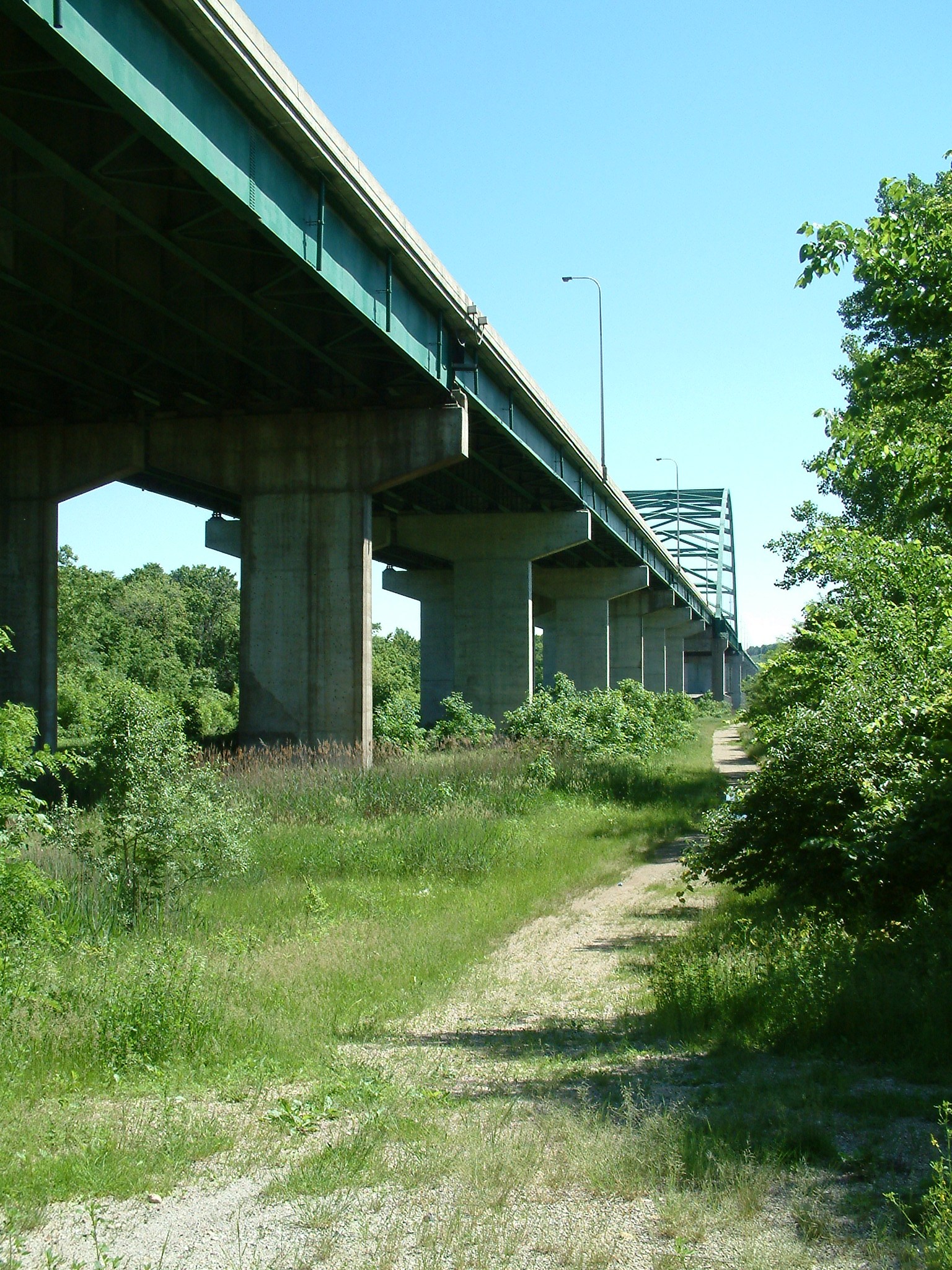 Ground level view of the Abraham Lincoln Memorial Bridge on I-39 Crossing the Illinois River. This bridge is the longest bridge in the state.