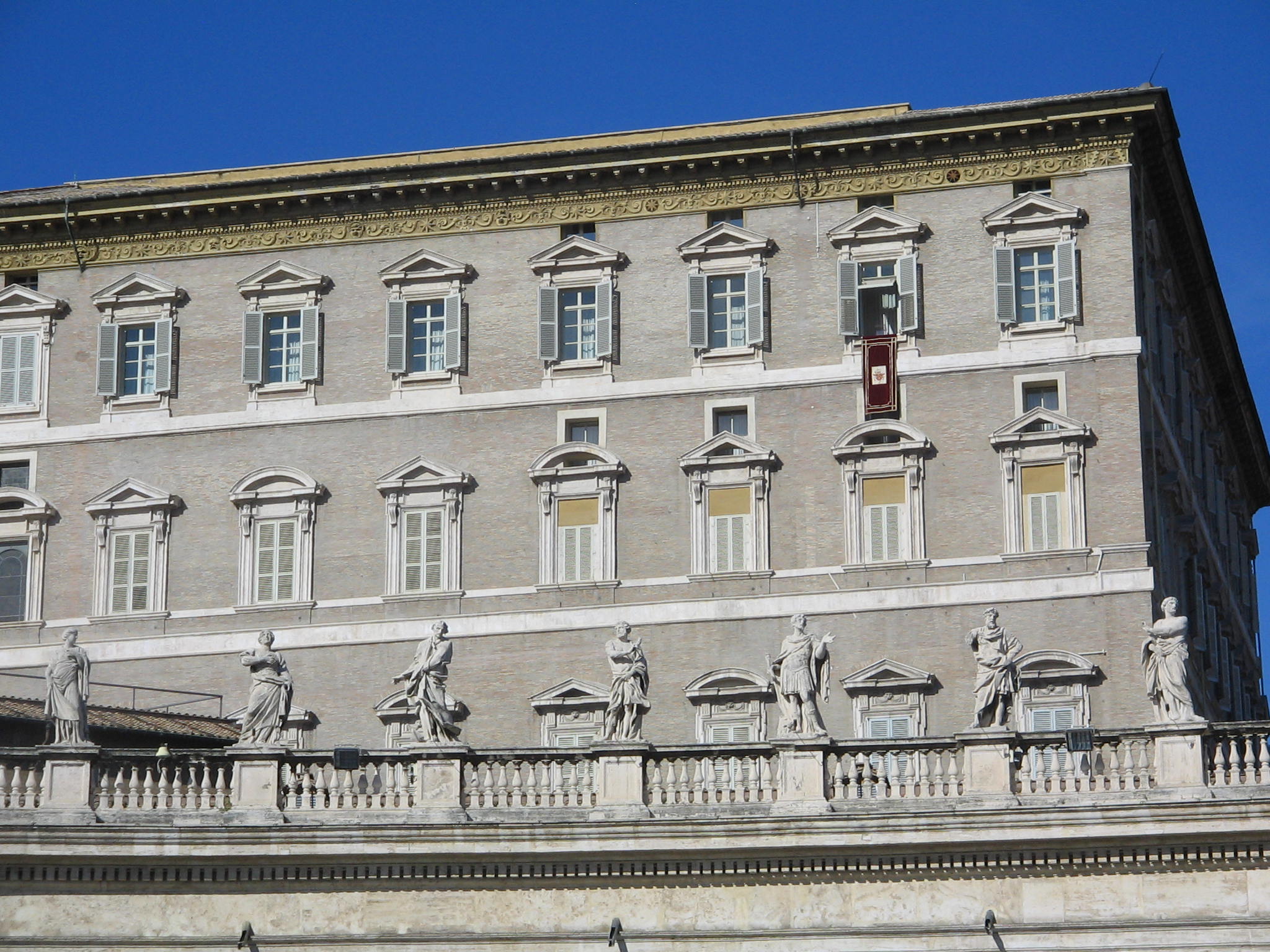 papal palace