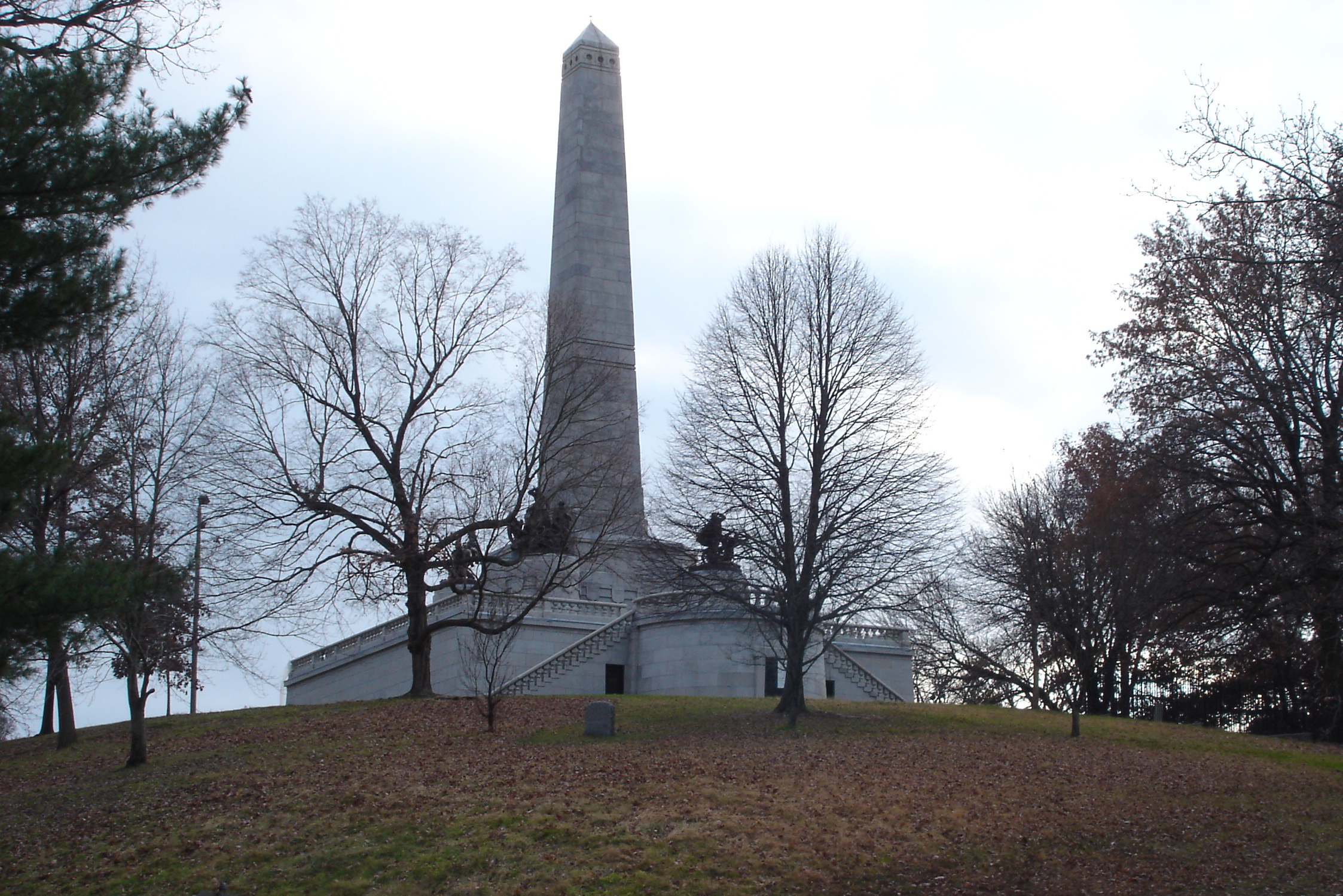 Lincoln Tomb - Oak Ridge Cemetery