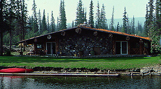 Alaskan home or lodge by water