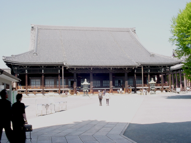 Nishi Hongan-ji (Nishi Hongan temple) - main site for Jodo Shinsen buddhism