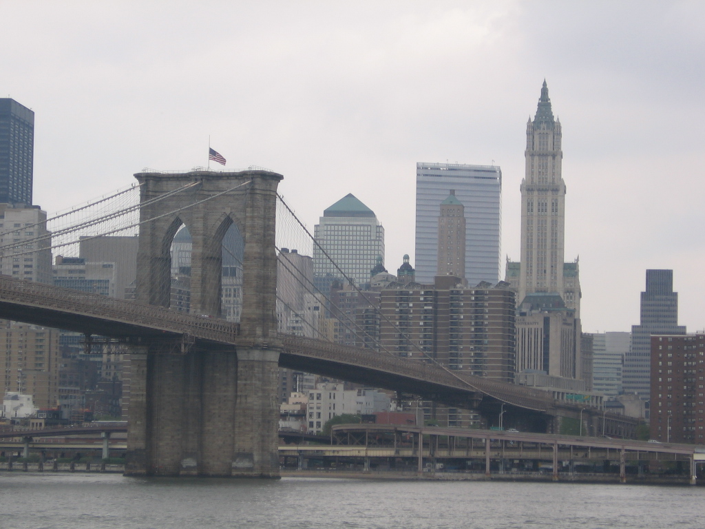 Brooklyn Bridge and Manhattan skyline