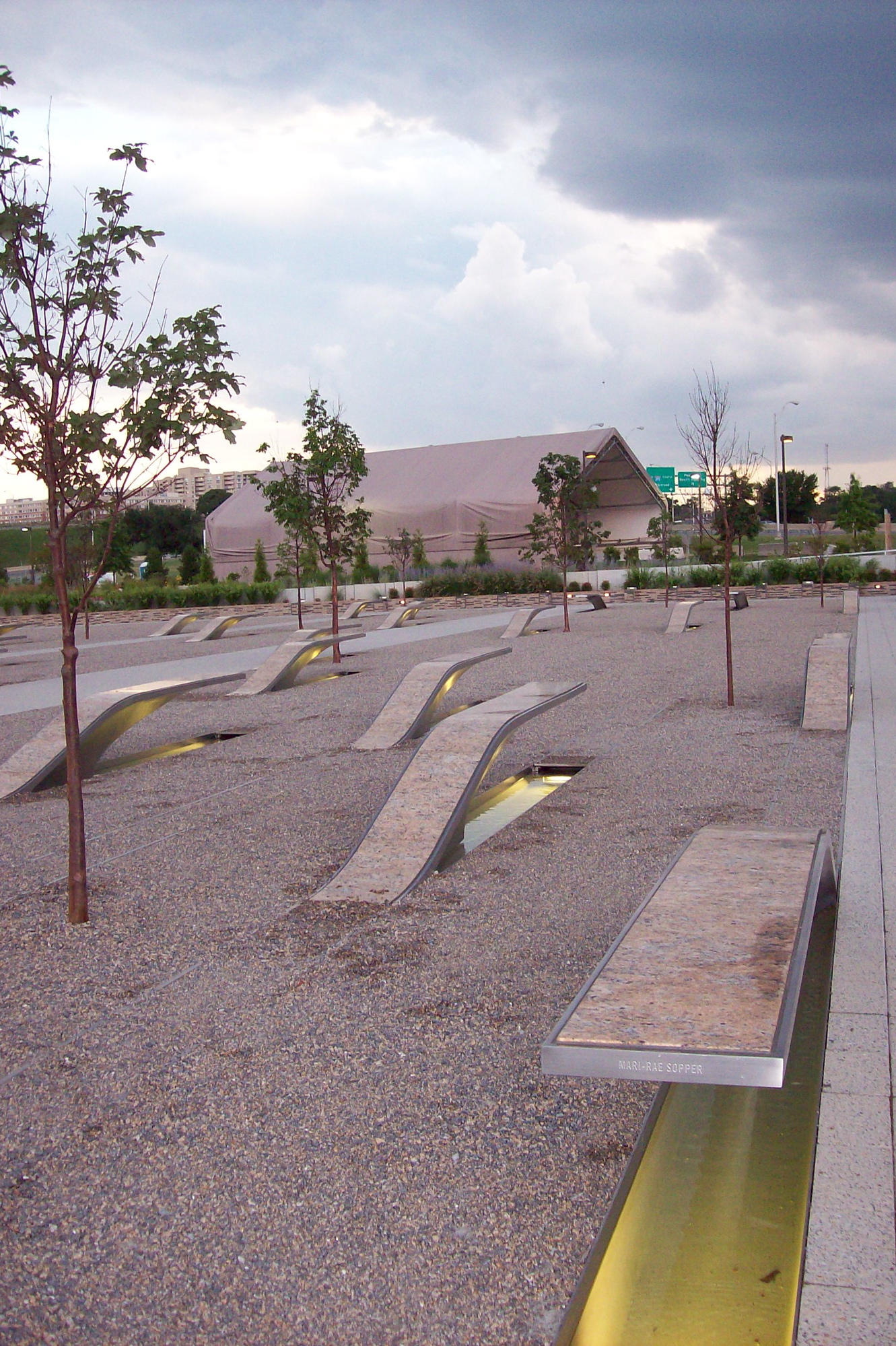 pentagon_memorial_9.jpg