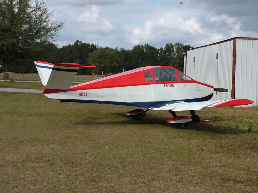 Small plane at the Eustis, FL airpot.