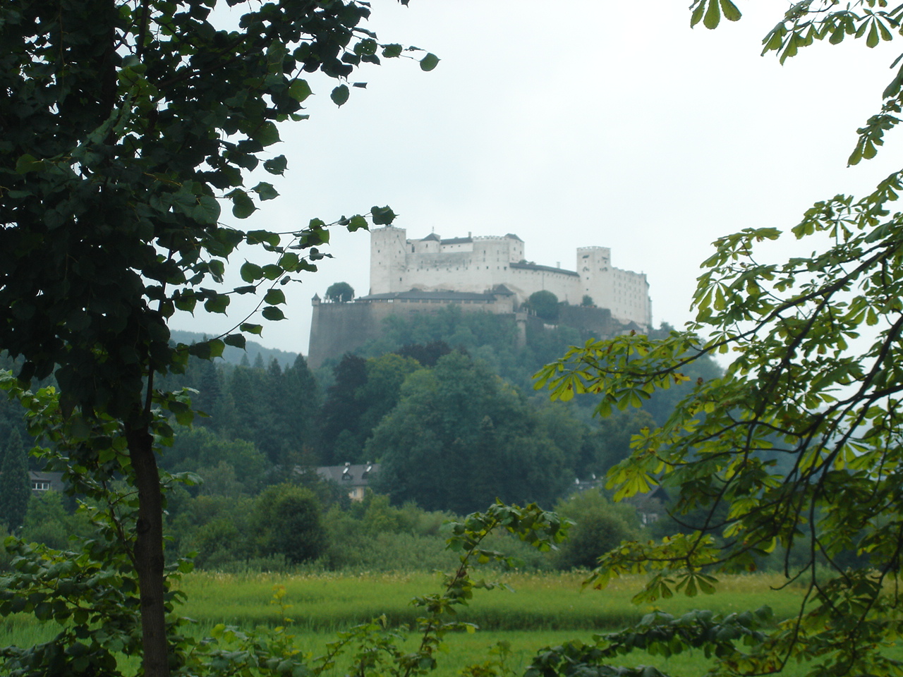 salzburgfortress.jpg