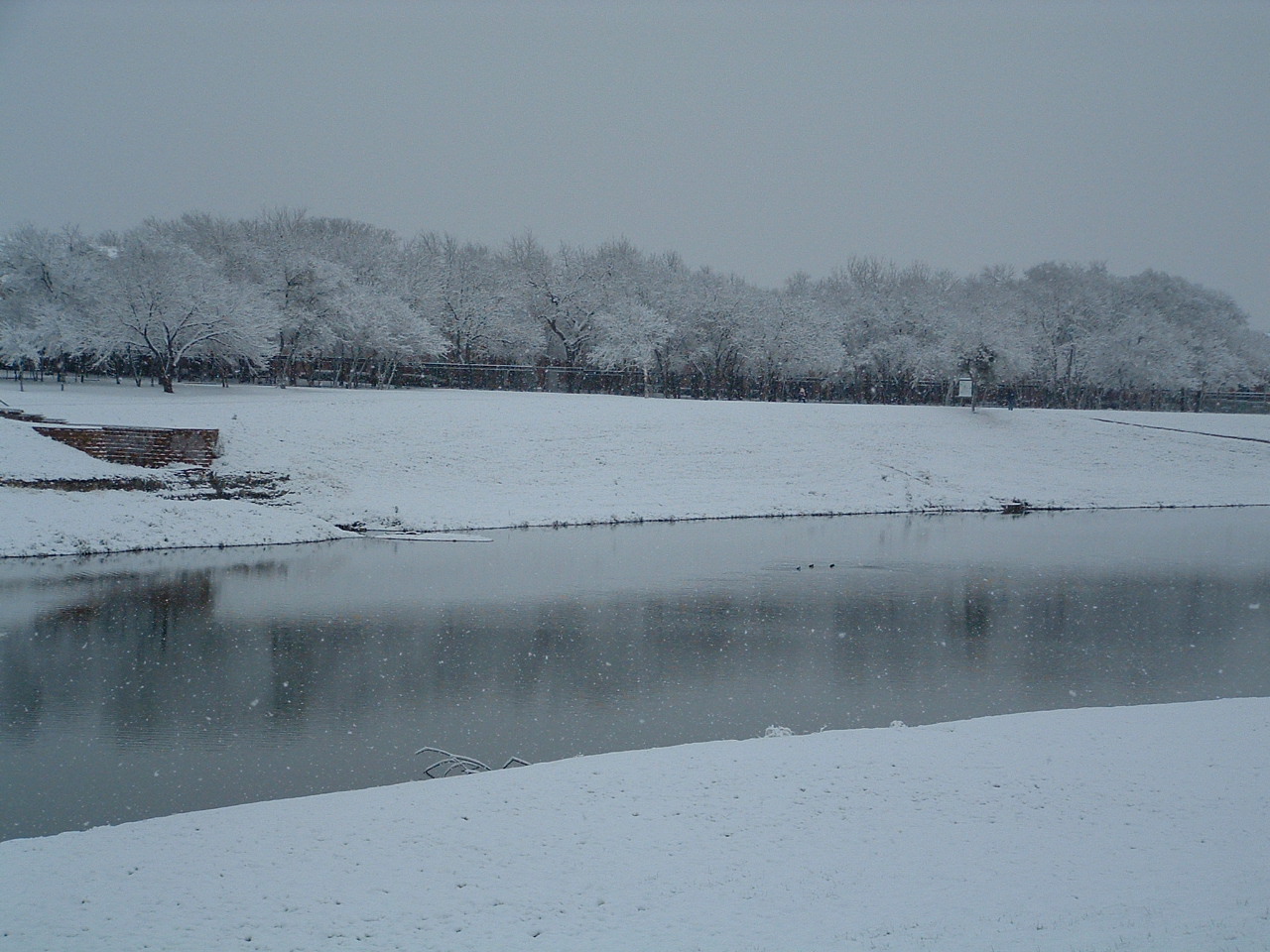 snowonthetrinityriver.jpg