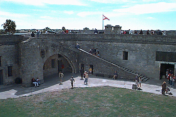 staug012.jpg