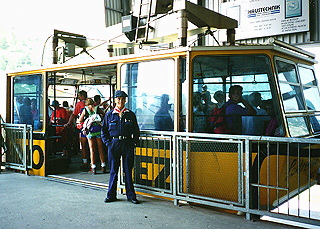 Cable car at Diavolezza