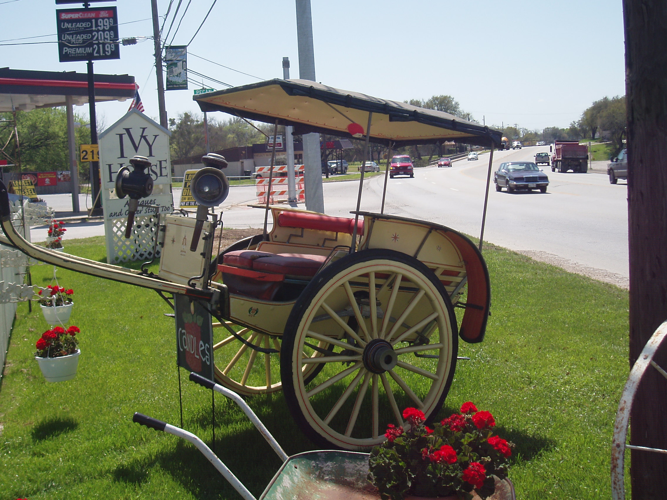 Bogsworth Cox two wheel pony cart