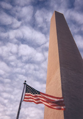 washingtonmonumentflag.jpg