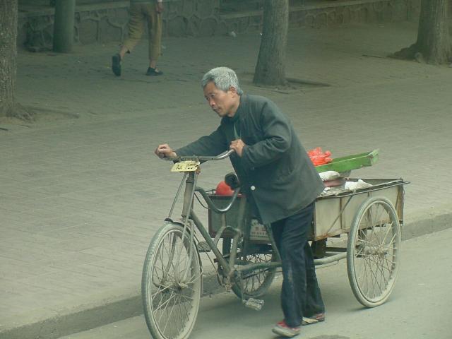 x-chinesebicyclerider.jpg