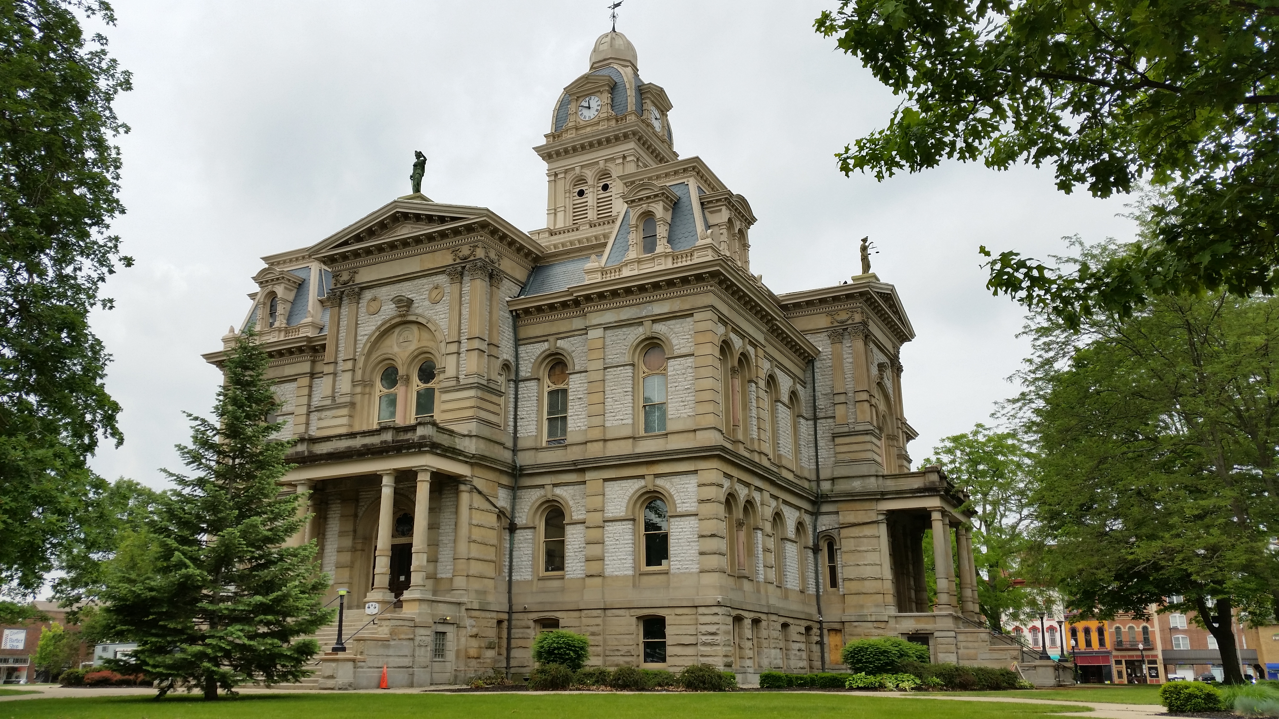 Shelby County Courthouse Pics4Learning