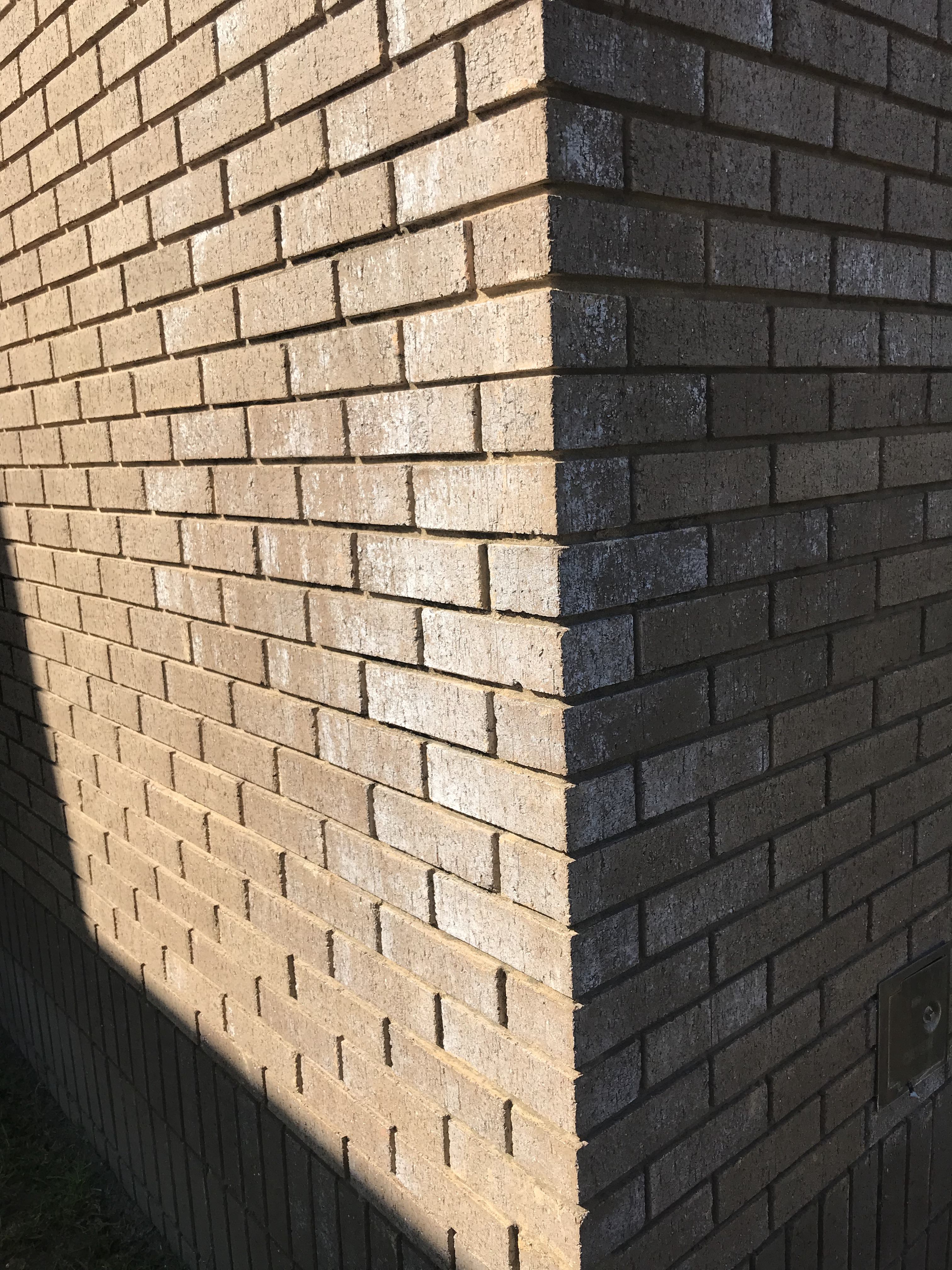 brick corner | Pics4Learning