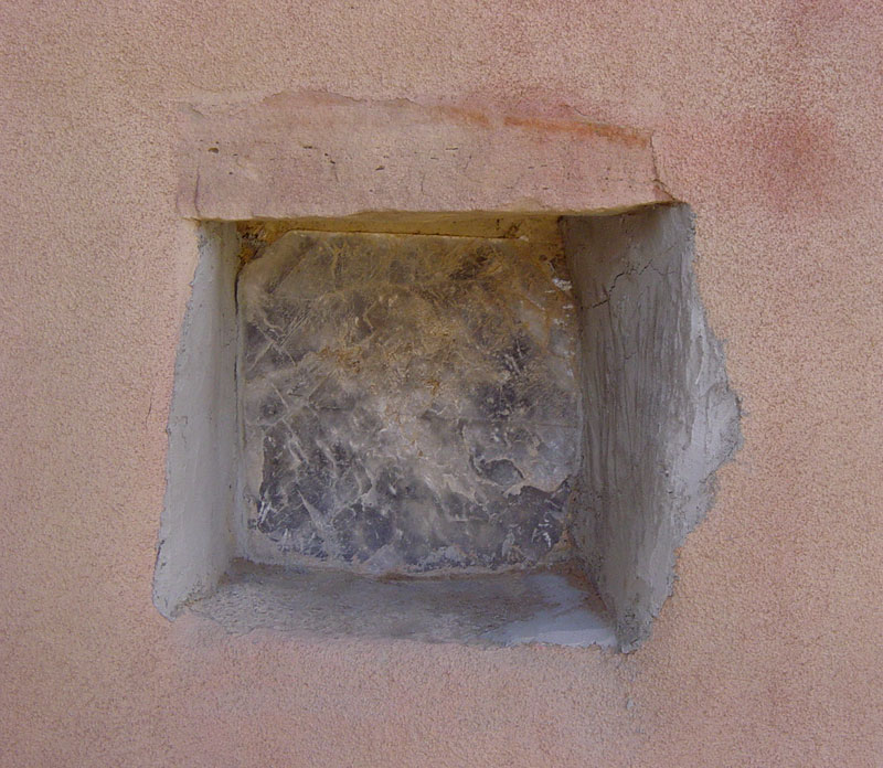 A mica window: the last one left in Acoma. Legend it the Spanish saw the sun reflecting off the mica and thought there was gold in the Pueblos. | Pics4Learning