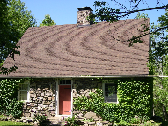 Cottage Activity A fun cottage by a lake. | Pics4Learning
