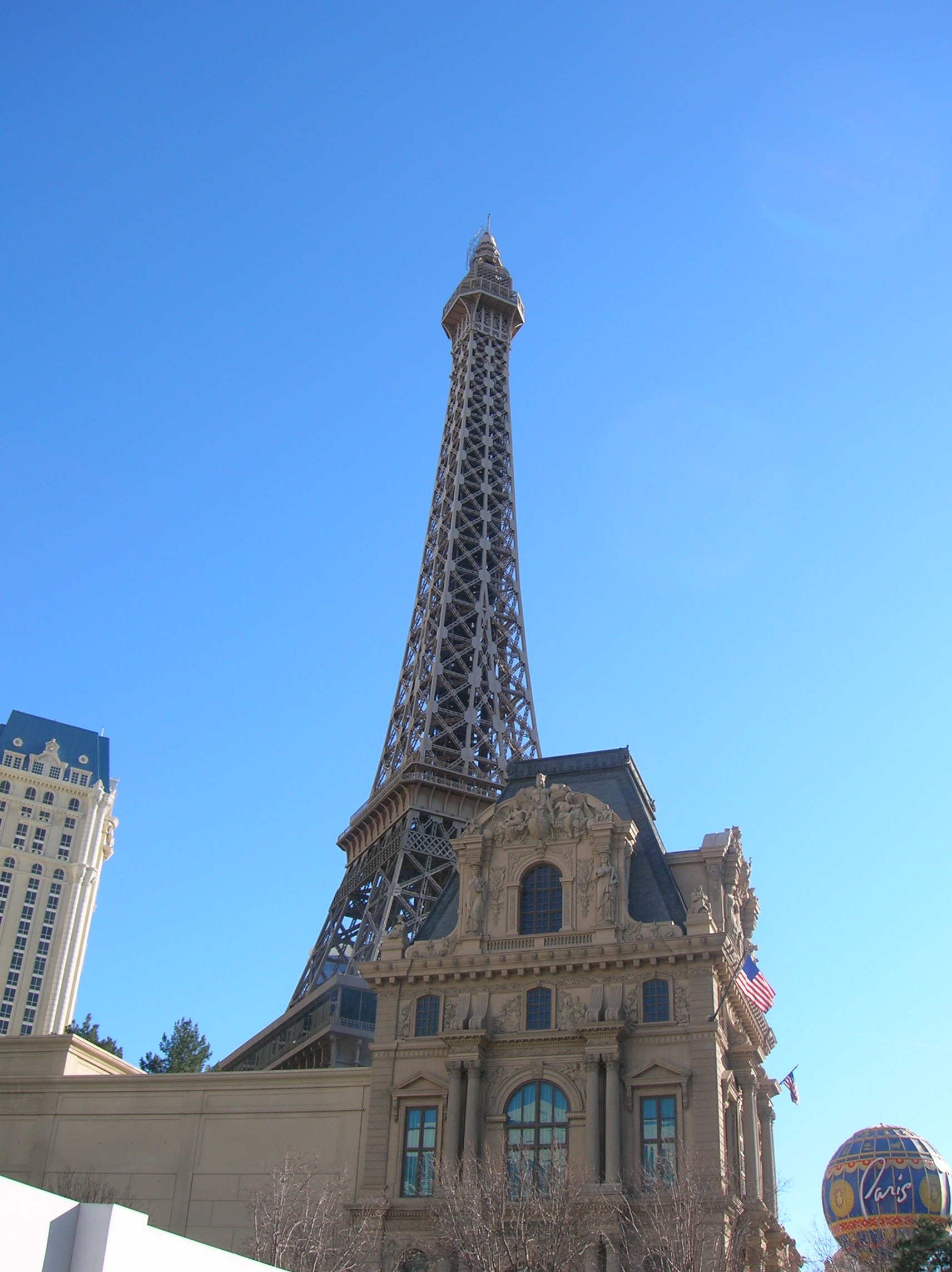 las vegas eiffel tower - Google Search  Paris las vegas, Eiffel tower,  Paris hotel las vegas