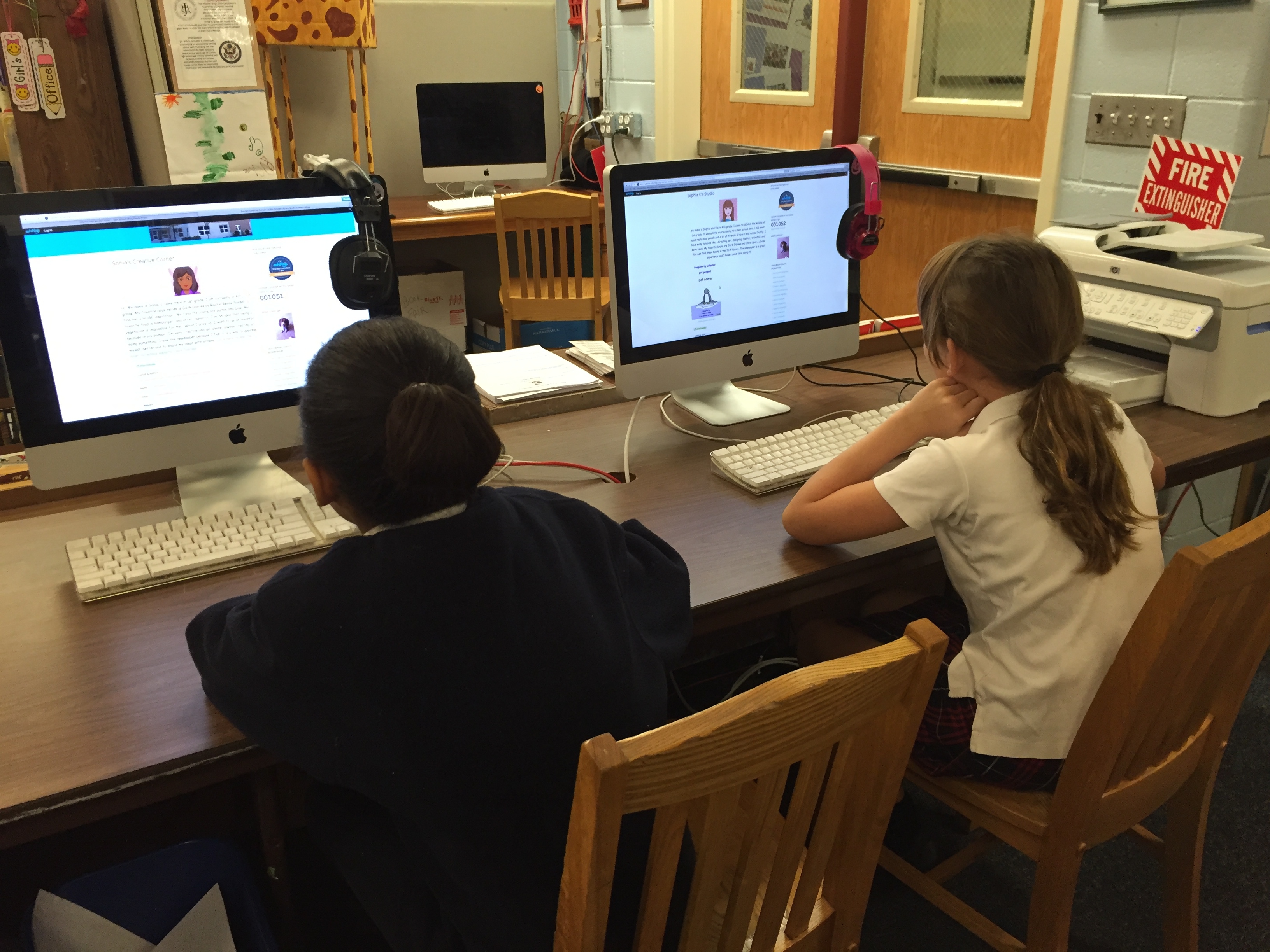Public Library Class Blog Blogging in the Library | Pics4Learning