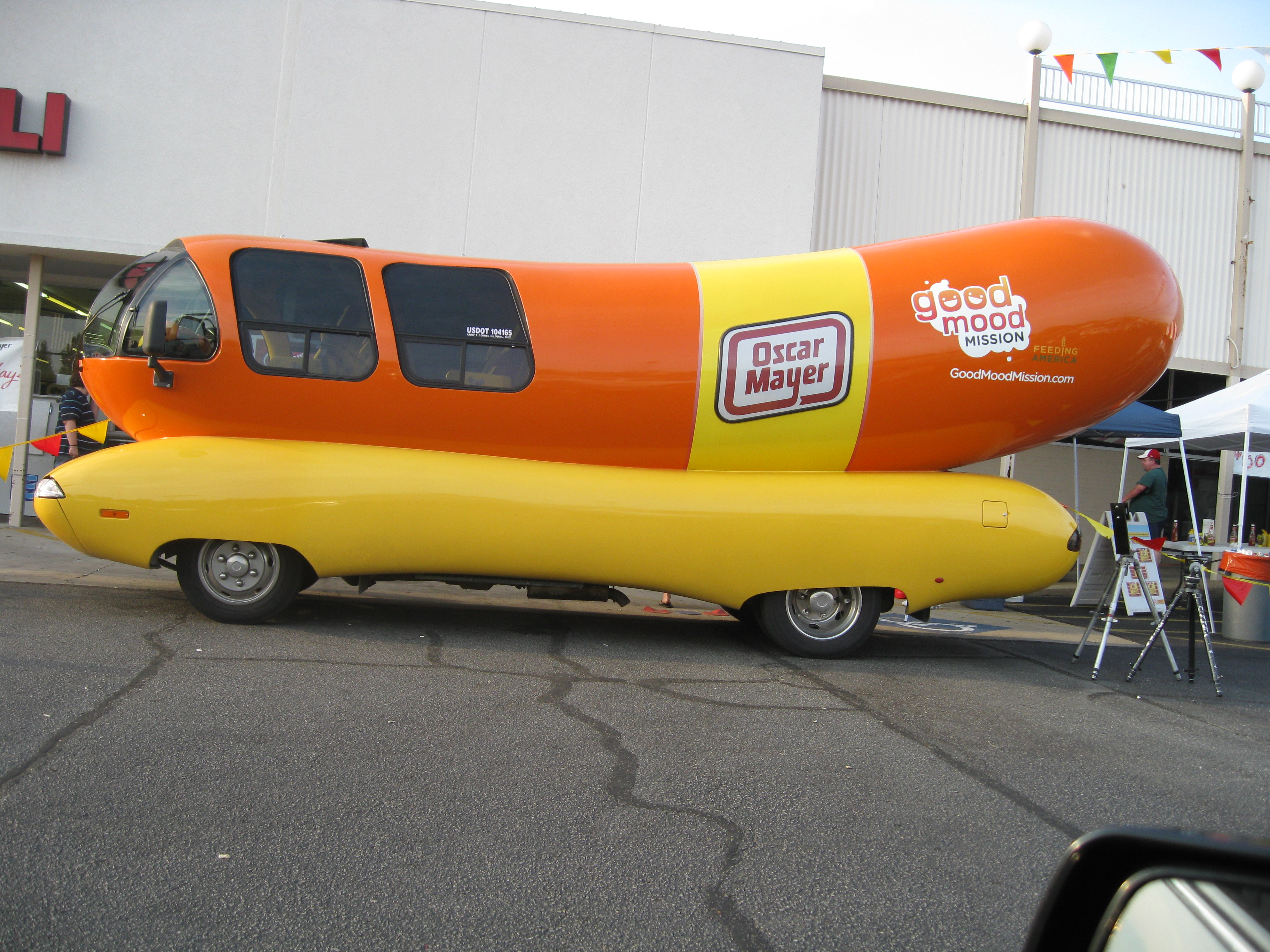 Oscar Mayer Wienermobile Pics4learning