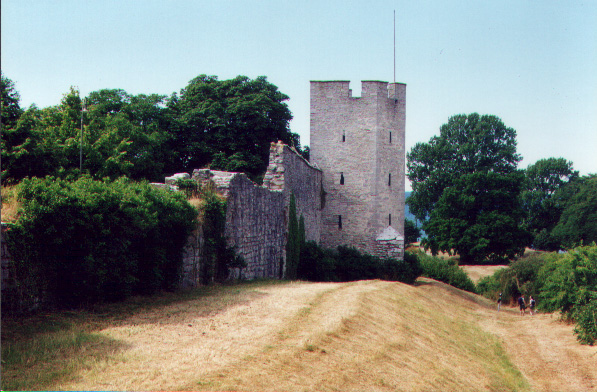 Outer walls of a castle | Pics4Learning