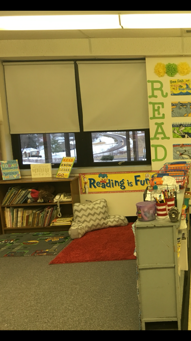 Reading Corner | Pics4Learning