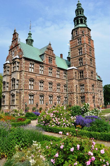 rosenborg castle gardens