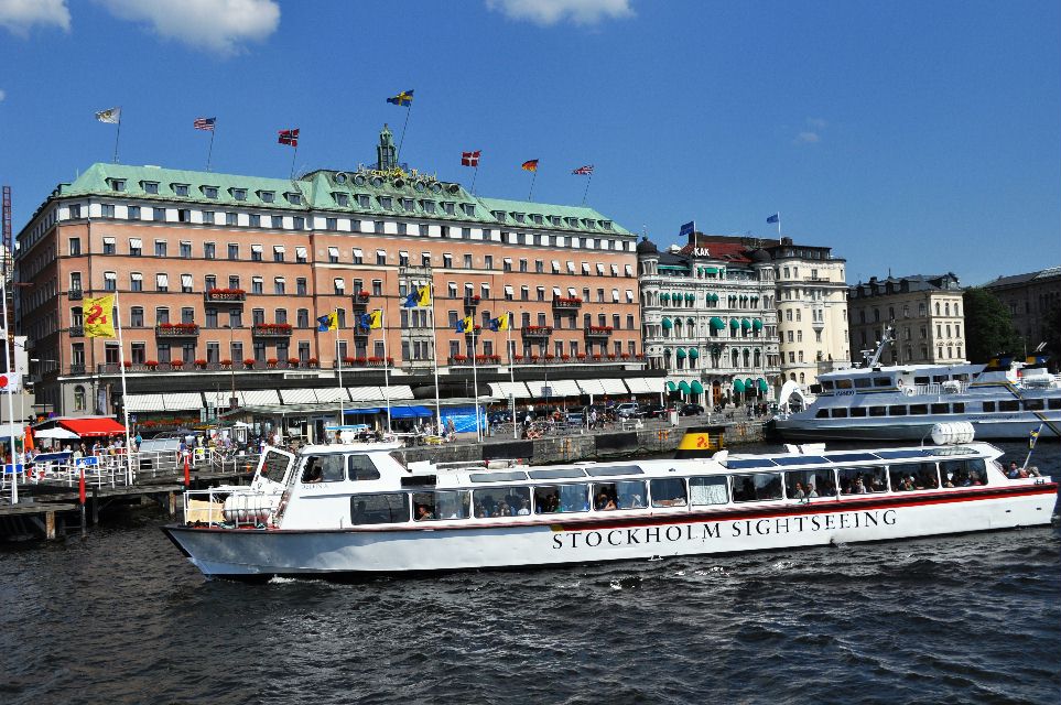 Along the waterfront in Stockholm | Pics4Learning