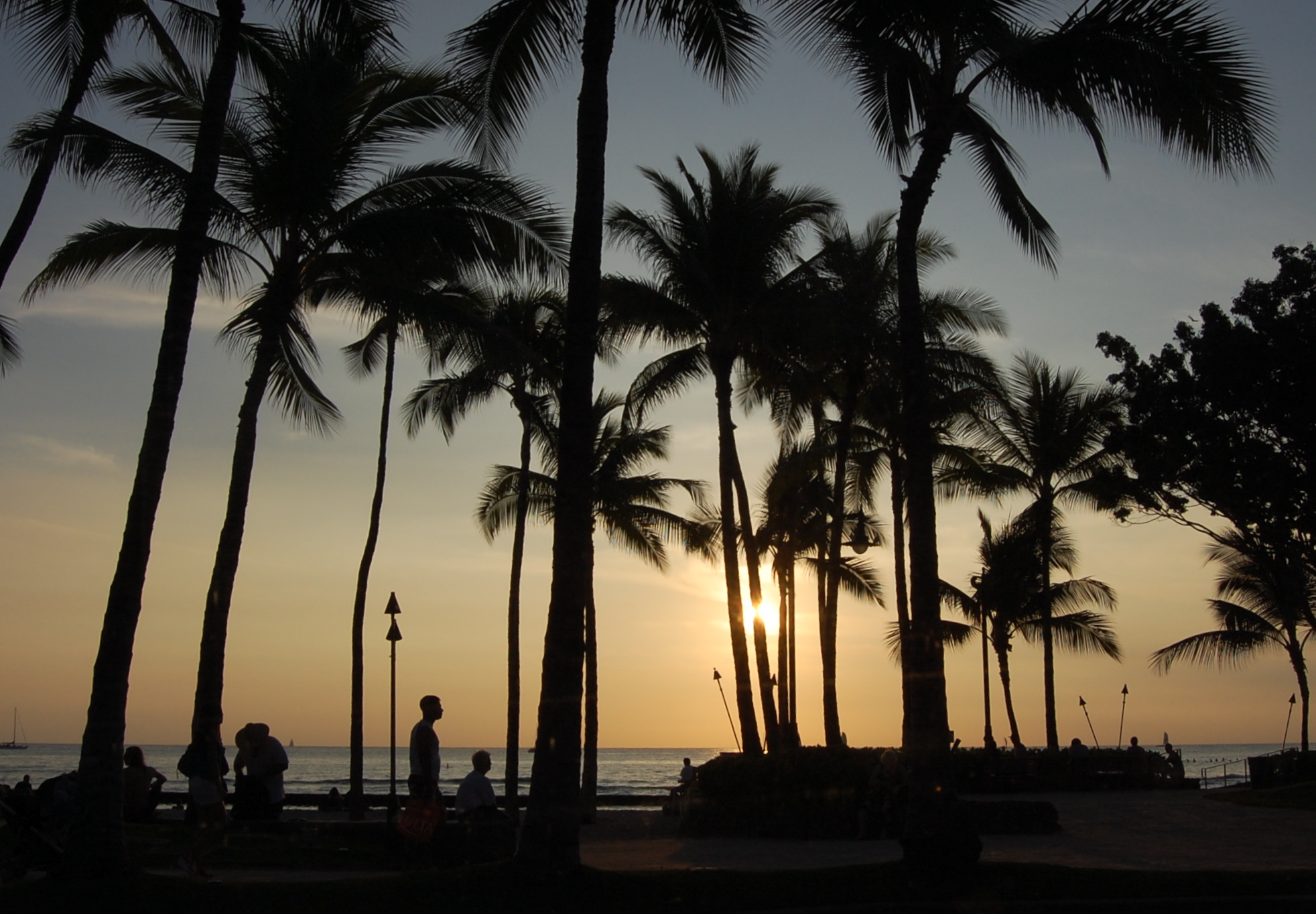 Sunset in Waikiki | Pics4Learning